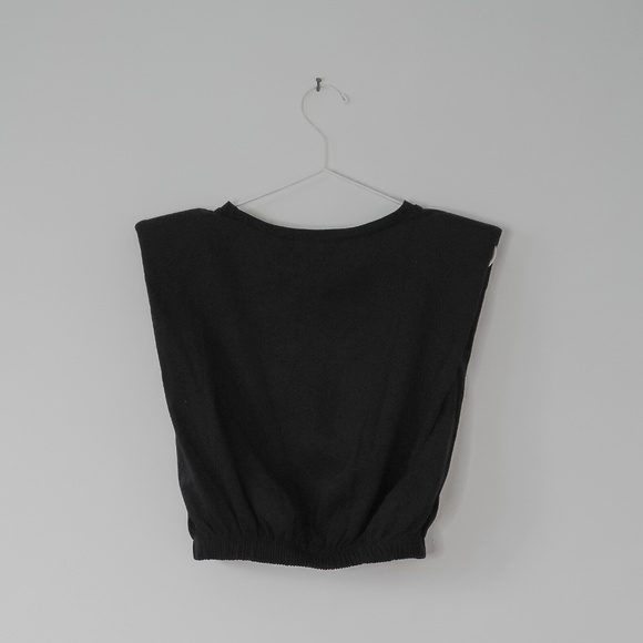 Zara Black Crop Top with Padded Shoulders - Picture 3 of 3